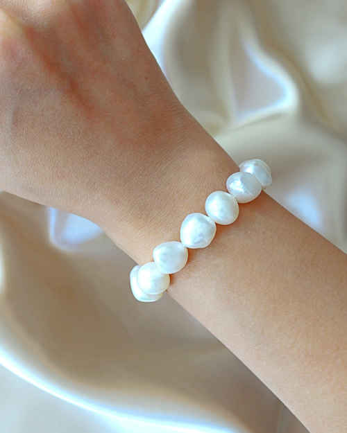 Freshwater Pearls & 925 Sterling Silver Bracelet